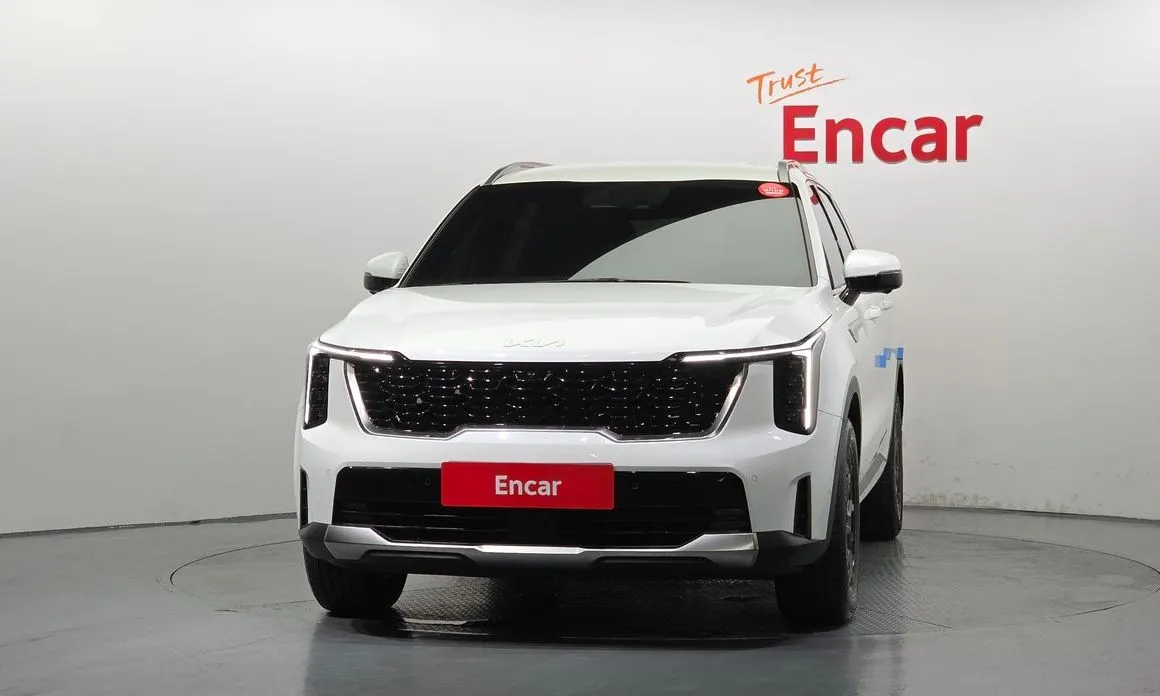 Kia Sorento — фото 9