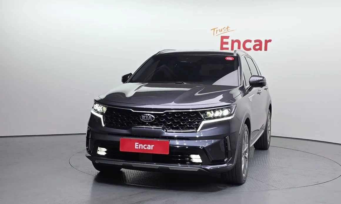 Kia Sorento — фото 8