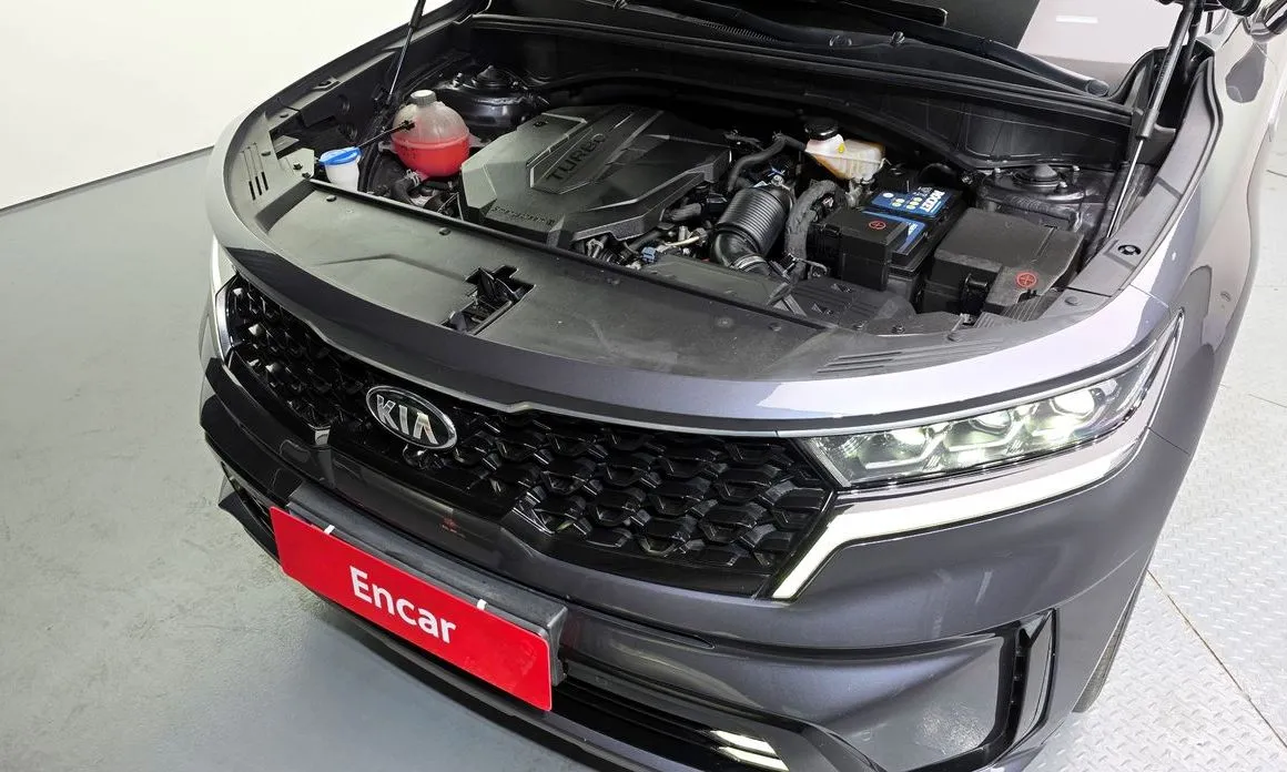 Kia Sorento — фото 5