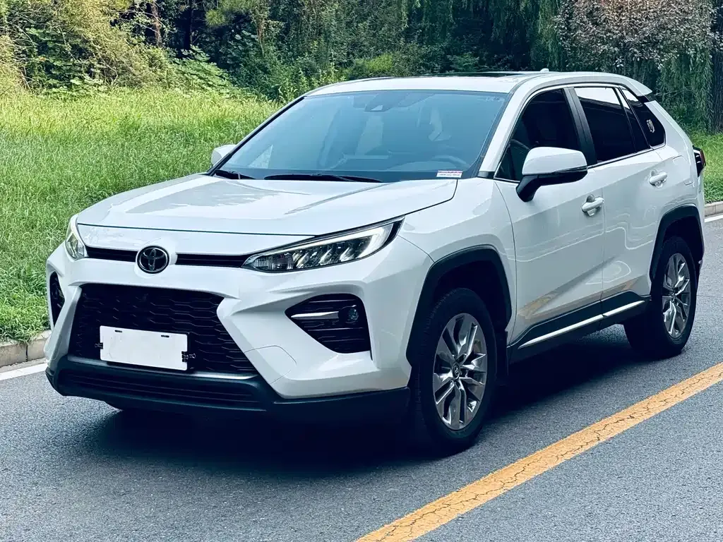Toyota Wildlander — фото 1