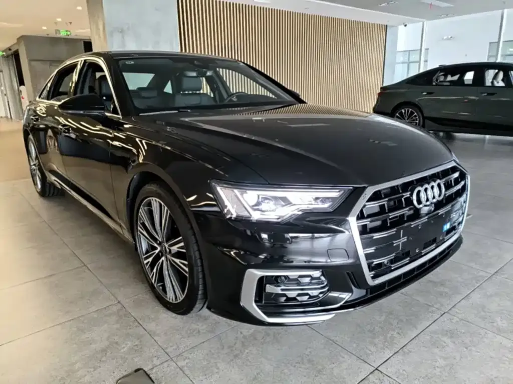 Audi A6L — фото 6