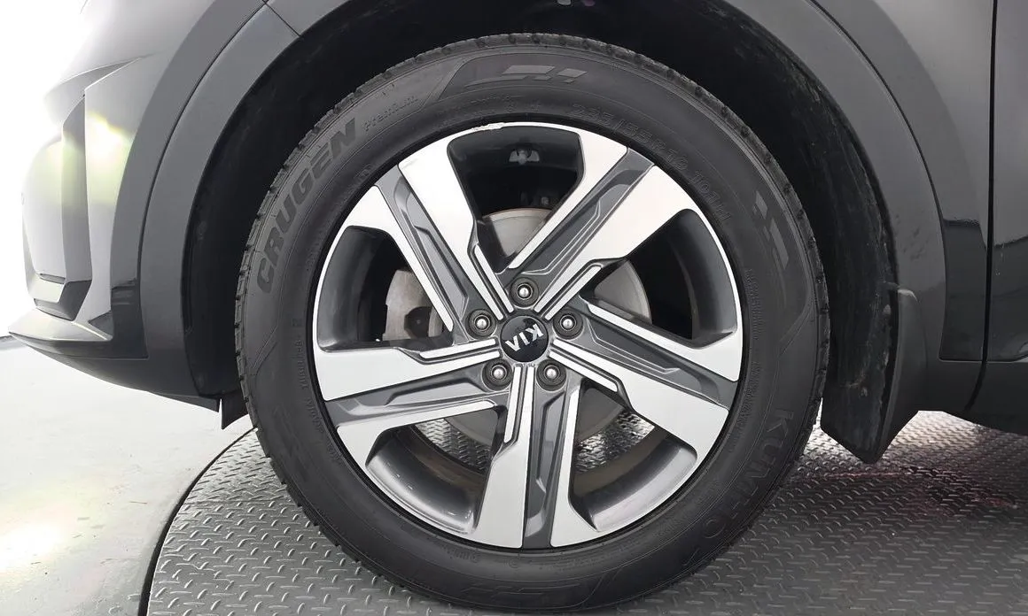 Kia Sorento — фото 9
