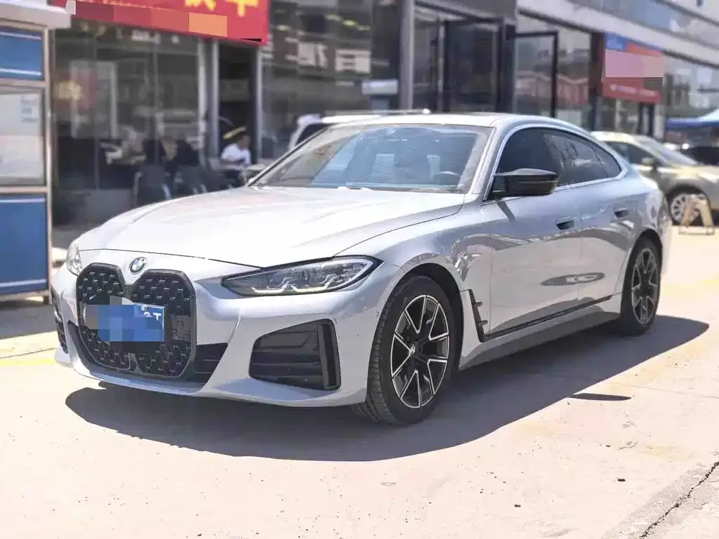 BMW 4 Series — фото 1