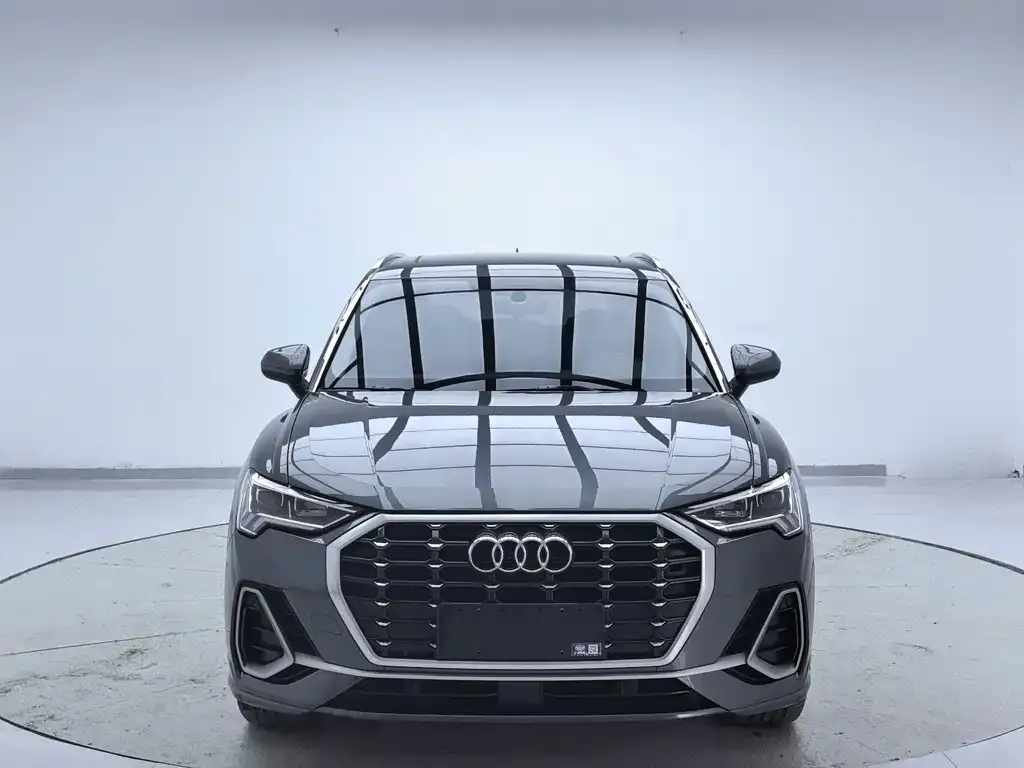 Audi Q3 — фото 2