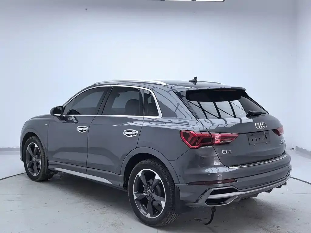 Audi Q3 — фото 6