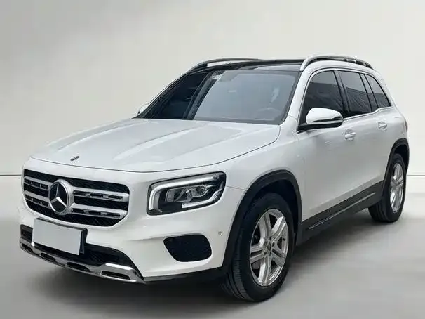 Mercedes-Benz GLB — фото 1
