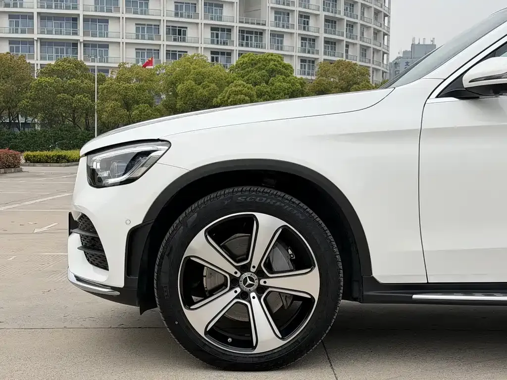 Mercedes-Benz GLC — фото 7