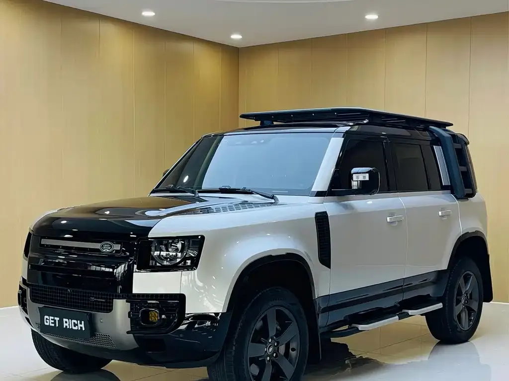 Land Rover Defender — фото 1