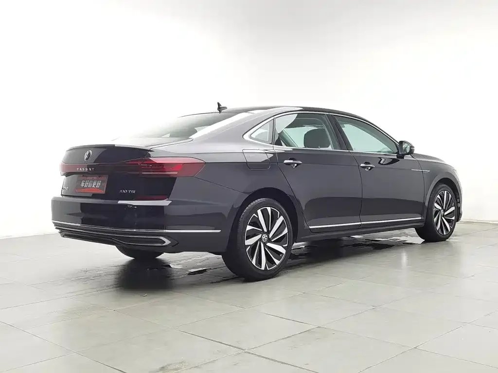 Volkswagen Passat — фото 4