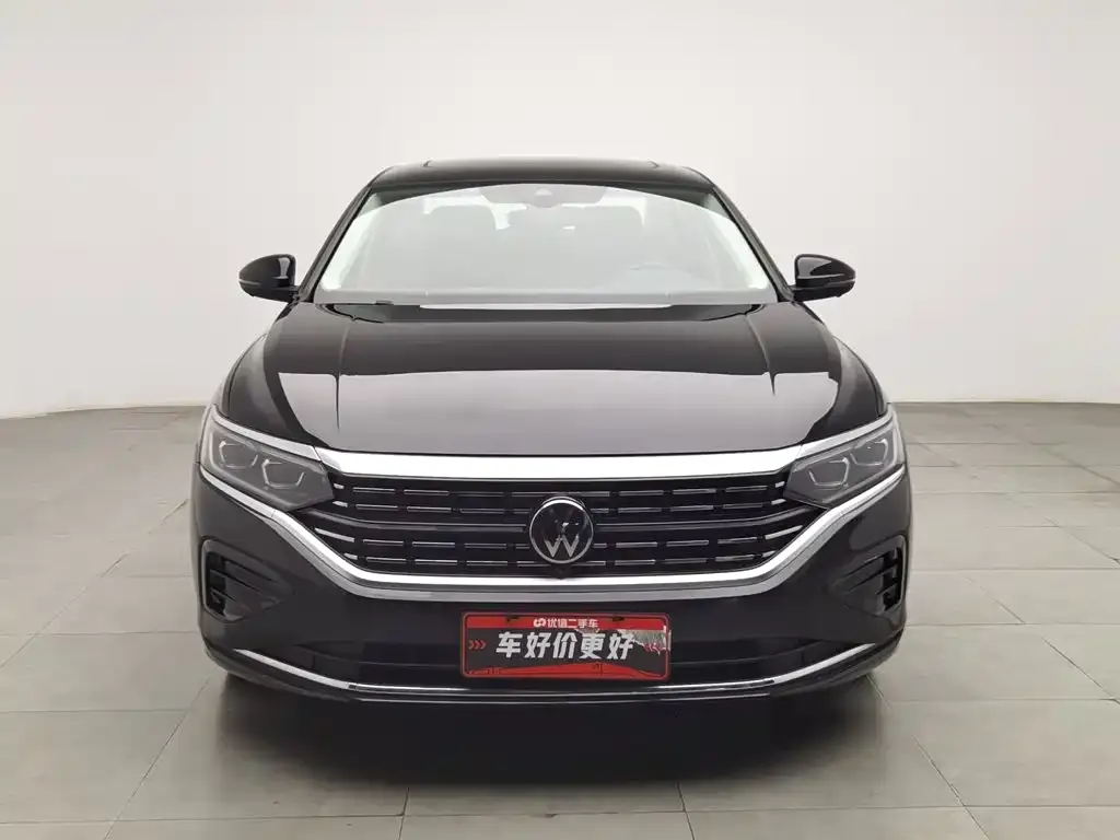 Volkswagen Passat — фото 2