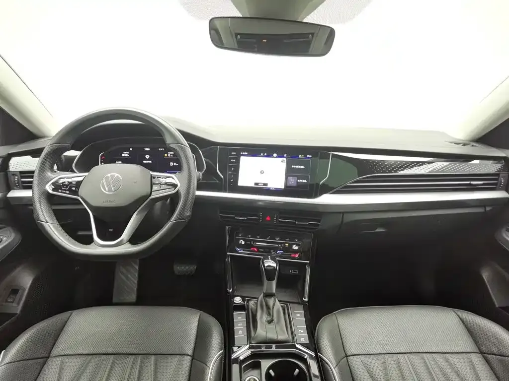Volkswagen Passat — фото 8