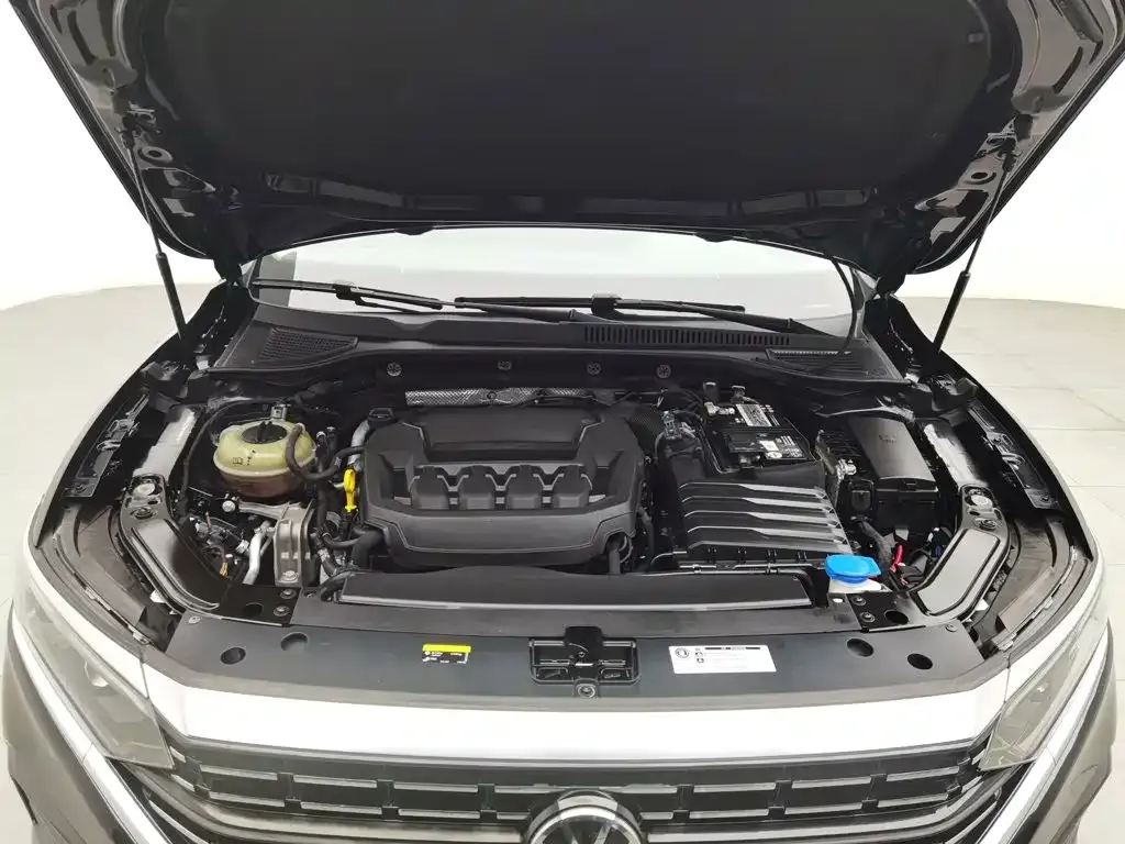 Volkswagen Passat — фото 5