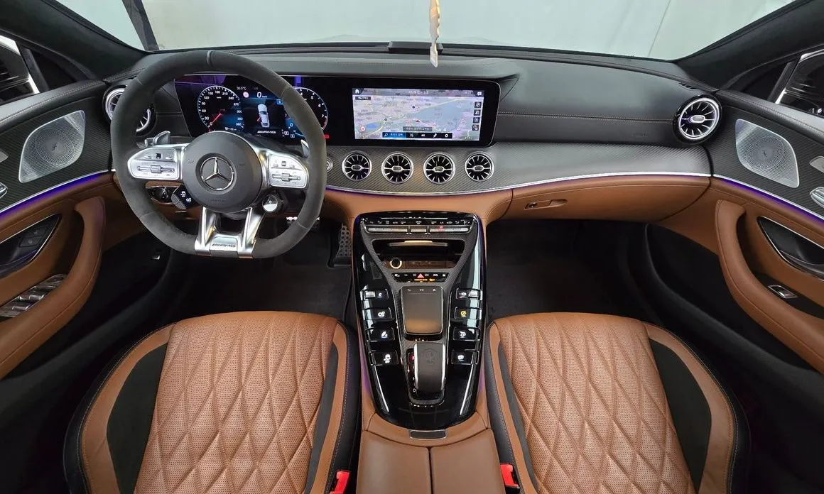 Mercedes-Benz AMG GT — фото 5