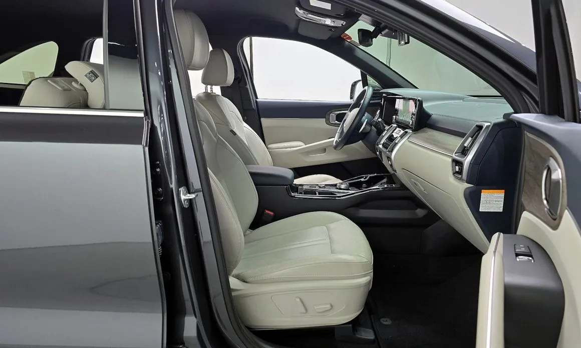 Kia Sorento — фото 8