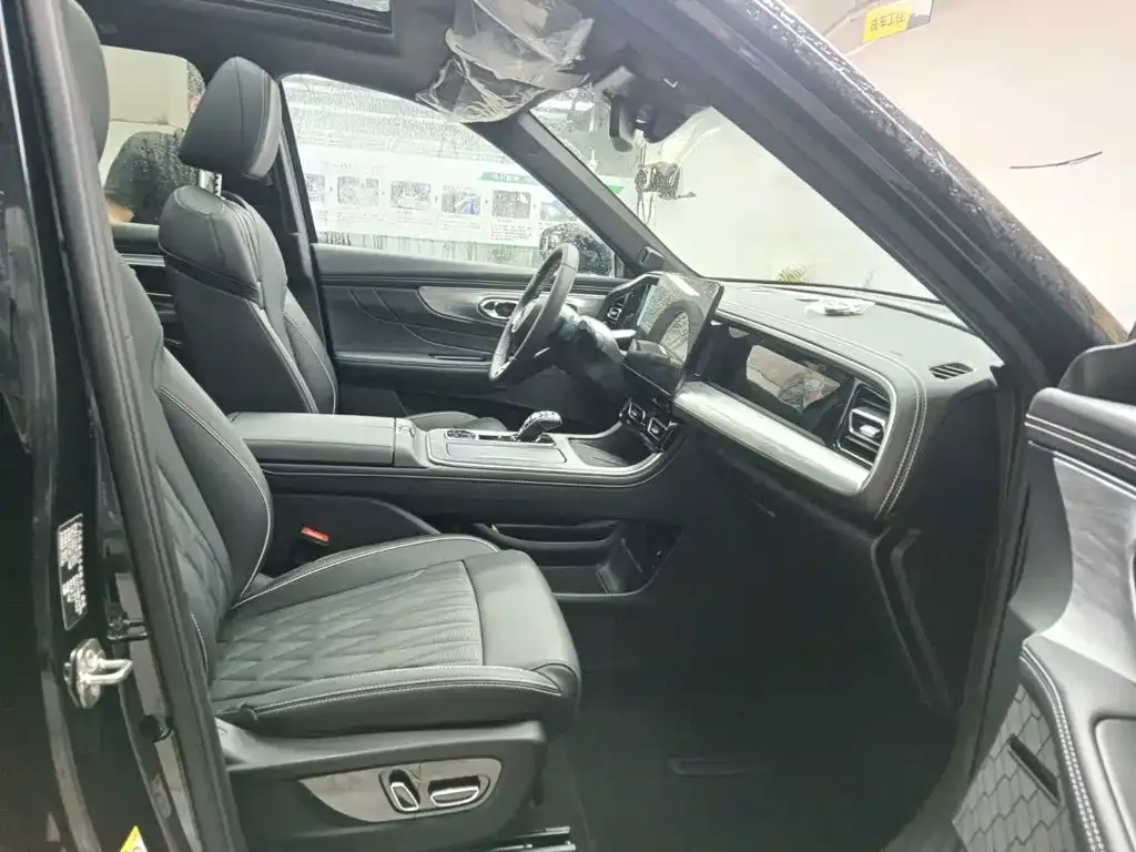 GAC Motor Trumpchi GS8 — фото 8