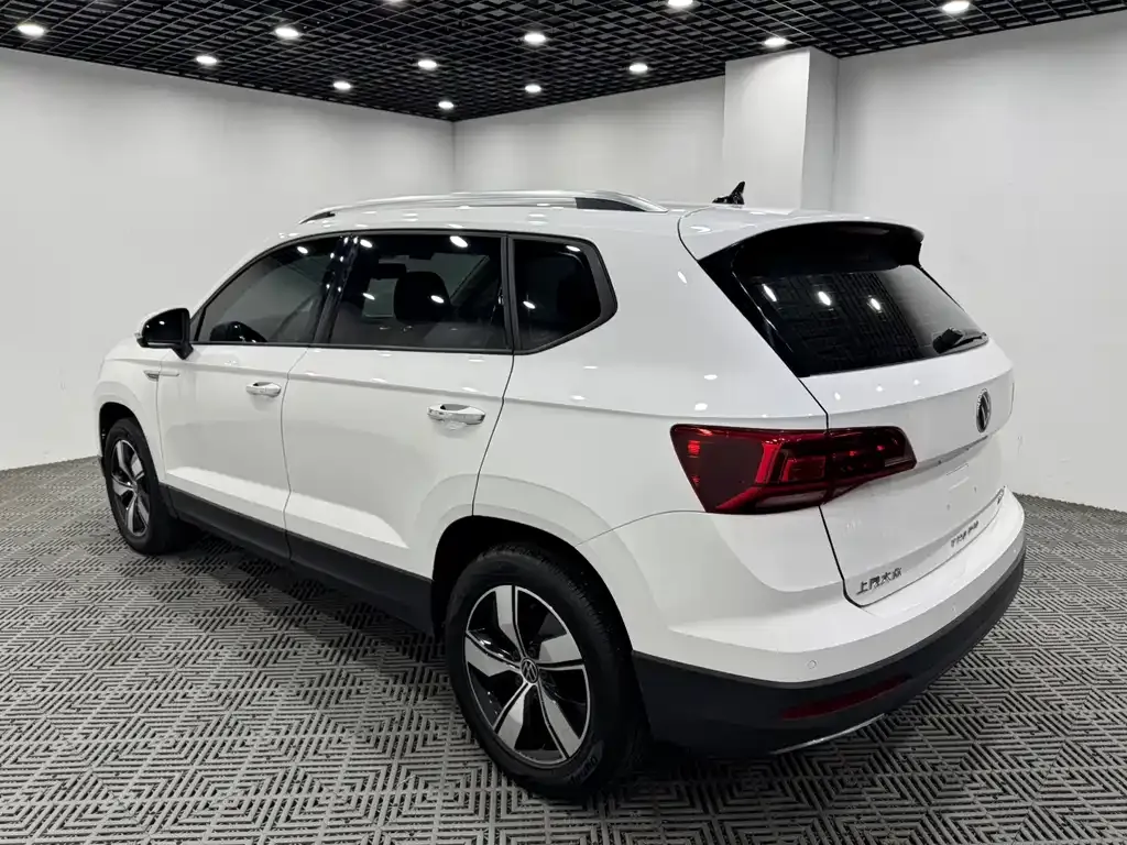 Volkswagen Tharu — фото 7