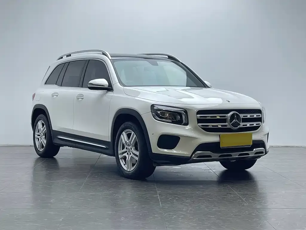 Mercedes-Benz GLB — фото 7