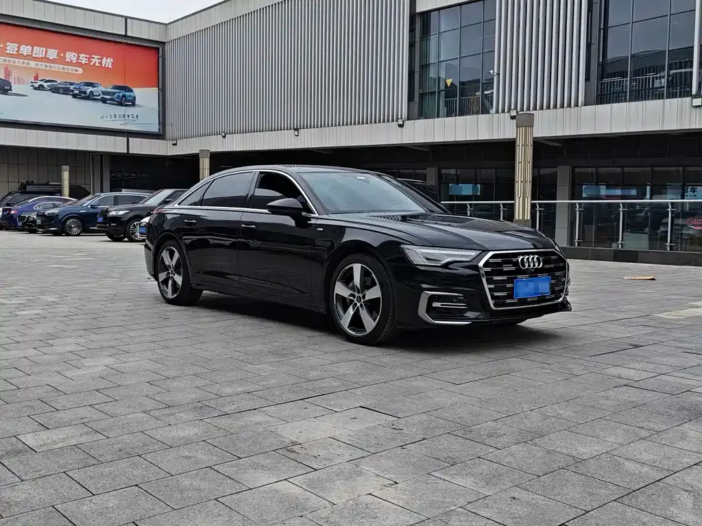Audi A6L — фото 9