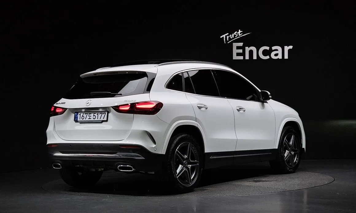 Mercedes-Benz GLA-Class — фото 6