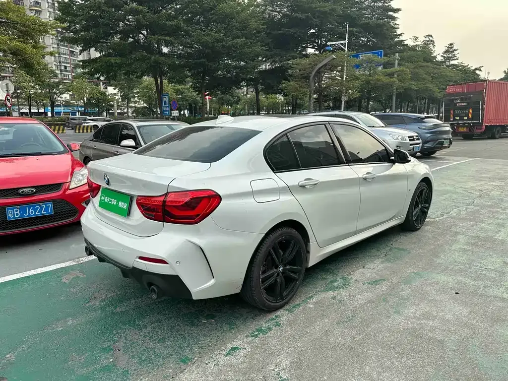 BMW 1 Series — фото 10
