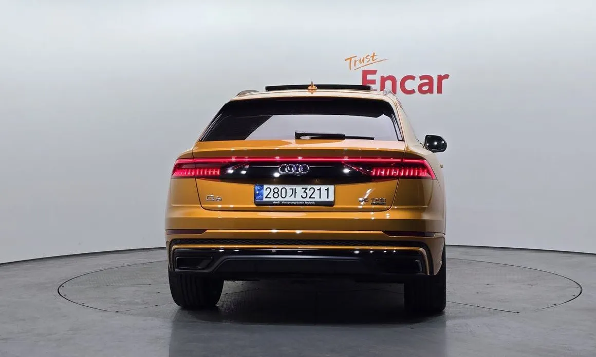 Audi Q8 — фото 5