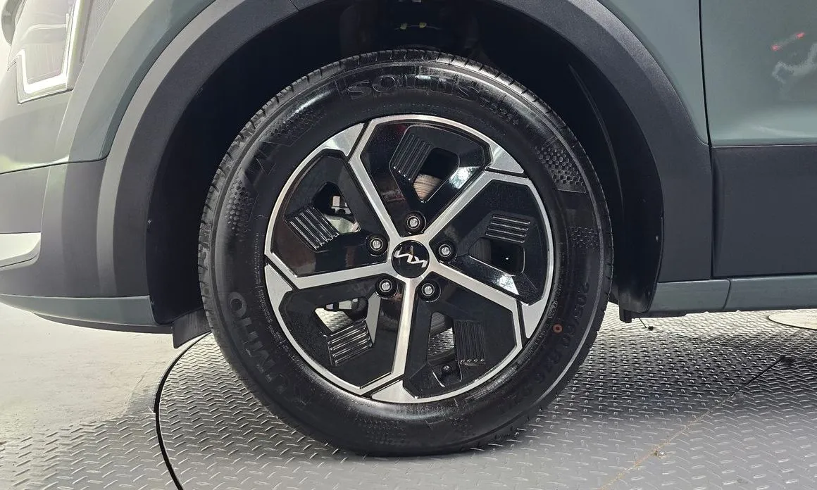 Kia Niro — фото 10