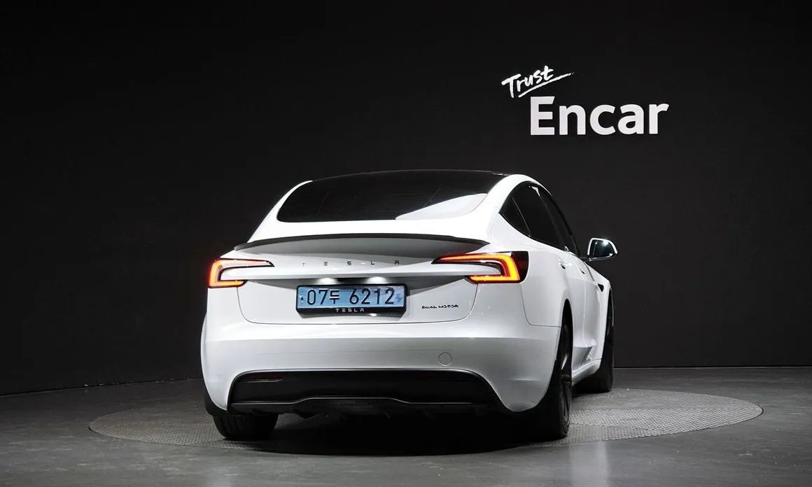 Tesla Model 3 — фото 6