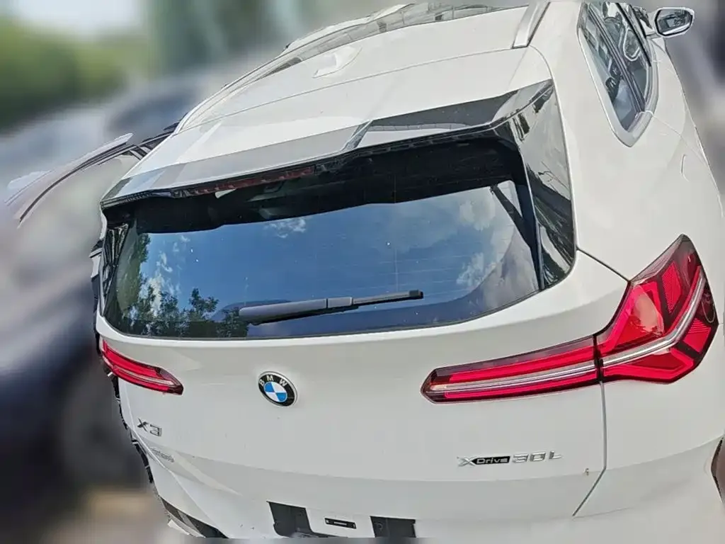 BMW X3 — фото 9
