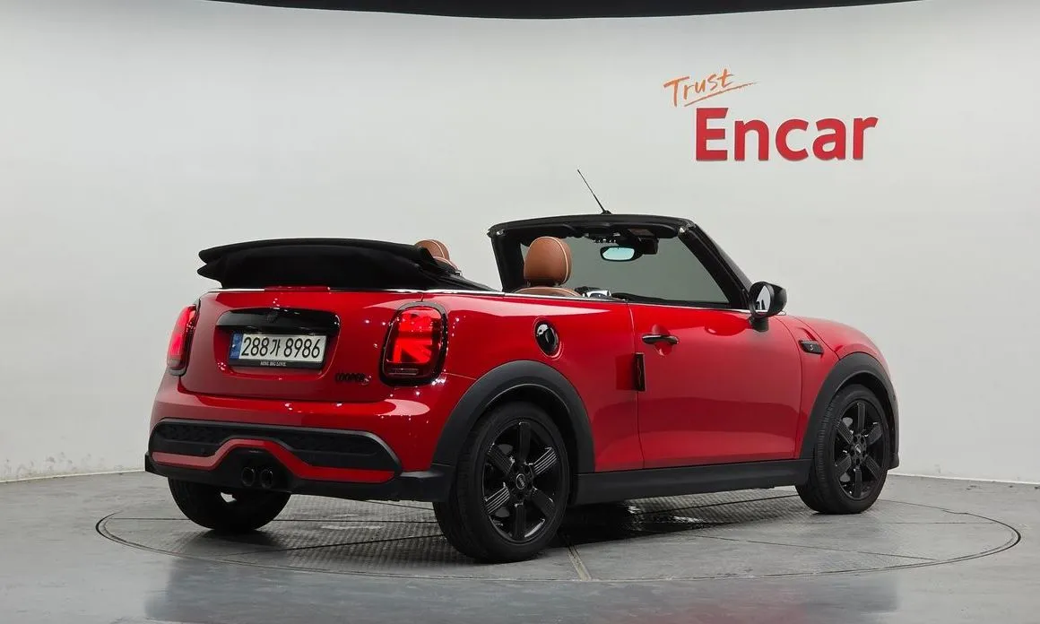 Mini Cooper Convertible — фото 4