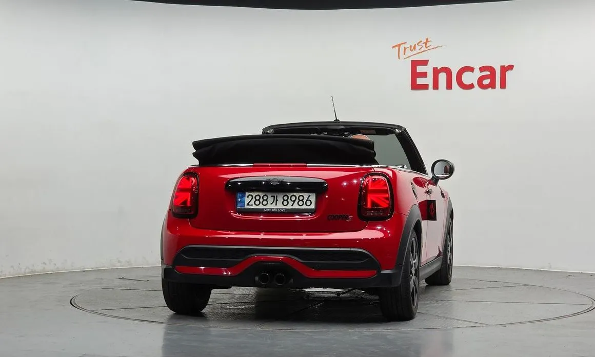 Mini Cooper Convertible — фото 2