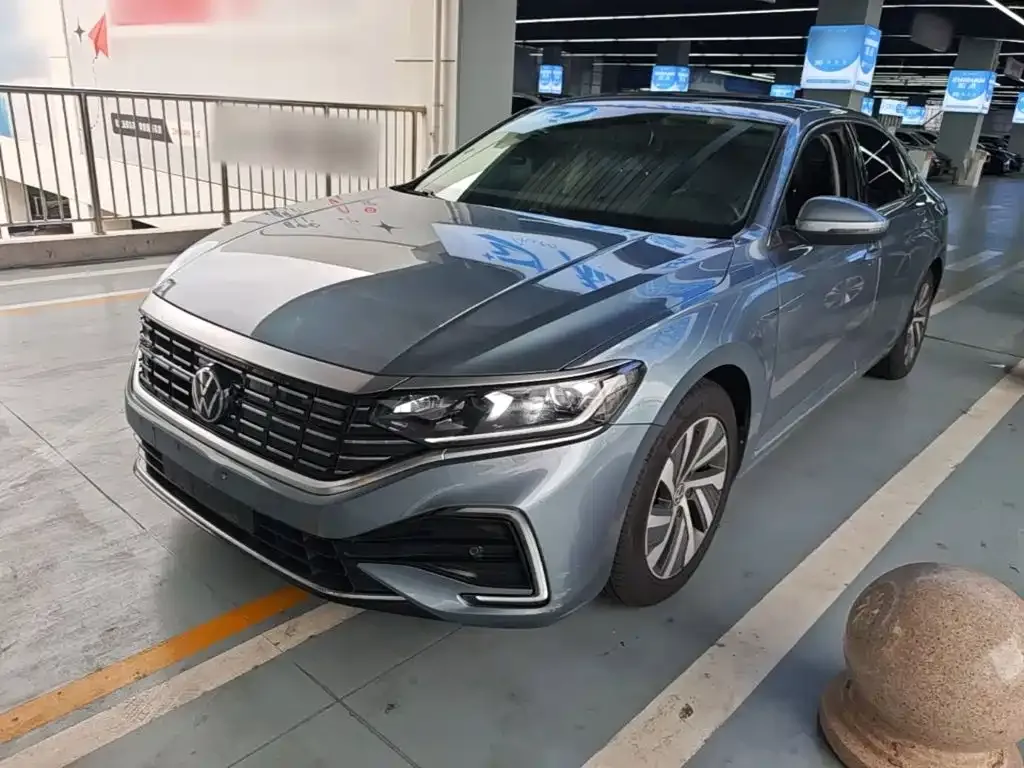 Volkswagen 帕萨特插电混动 — фото 1