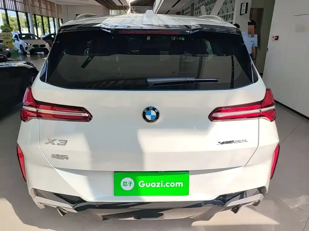 BMW X3 — фото 10