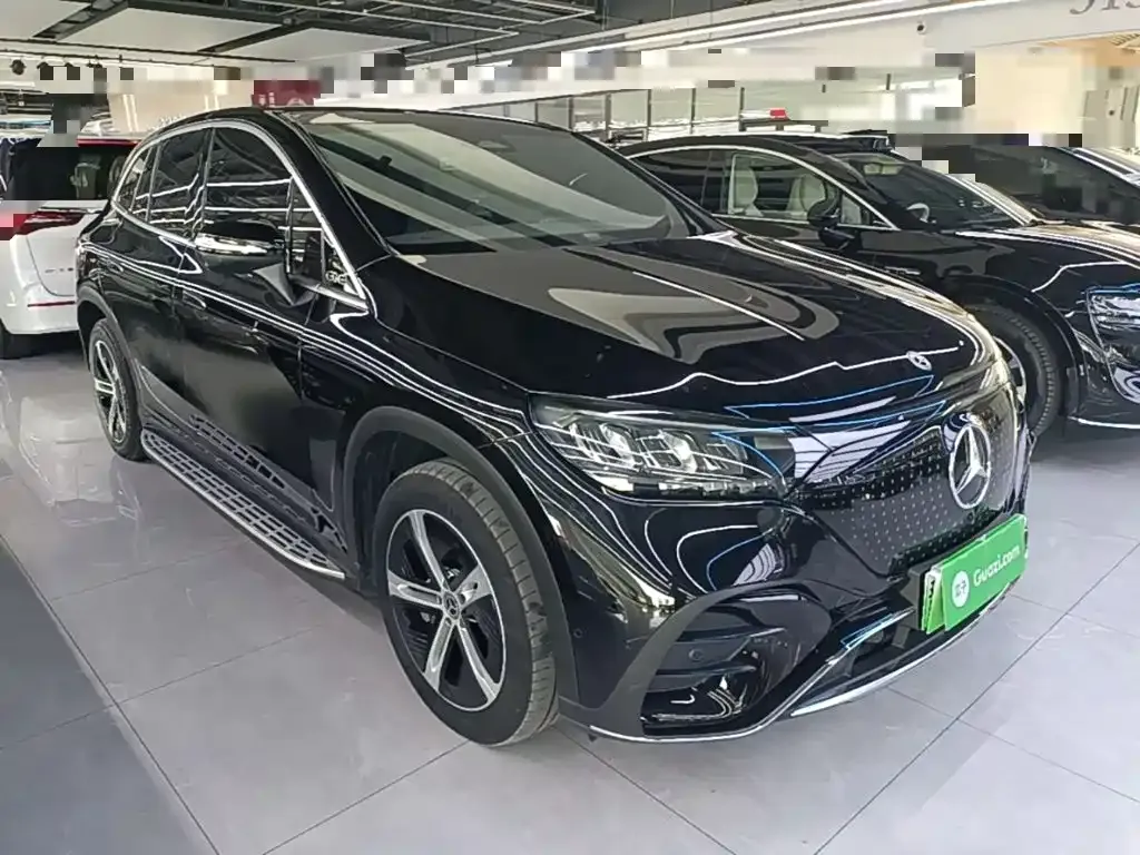 Mercedes-Benz EQE SUV — фото 8
