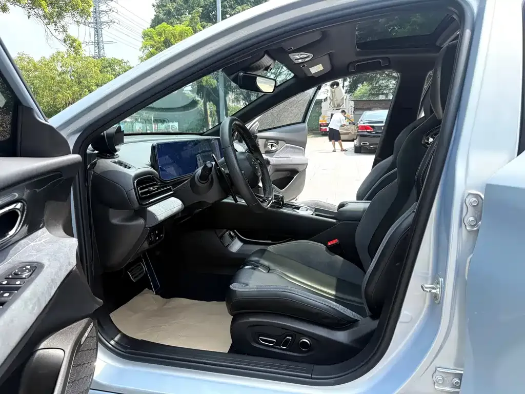 GAC Motor Shadow Leopard — фото 7