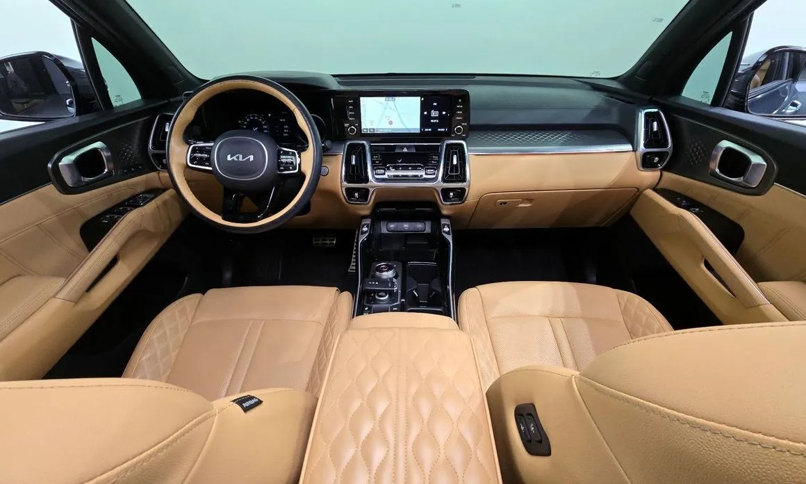 Kia Sorento — фото 8