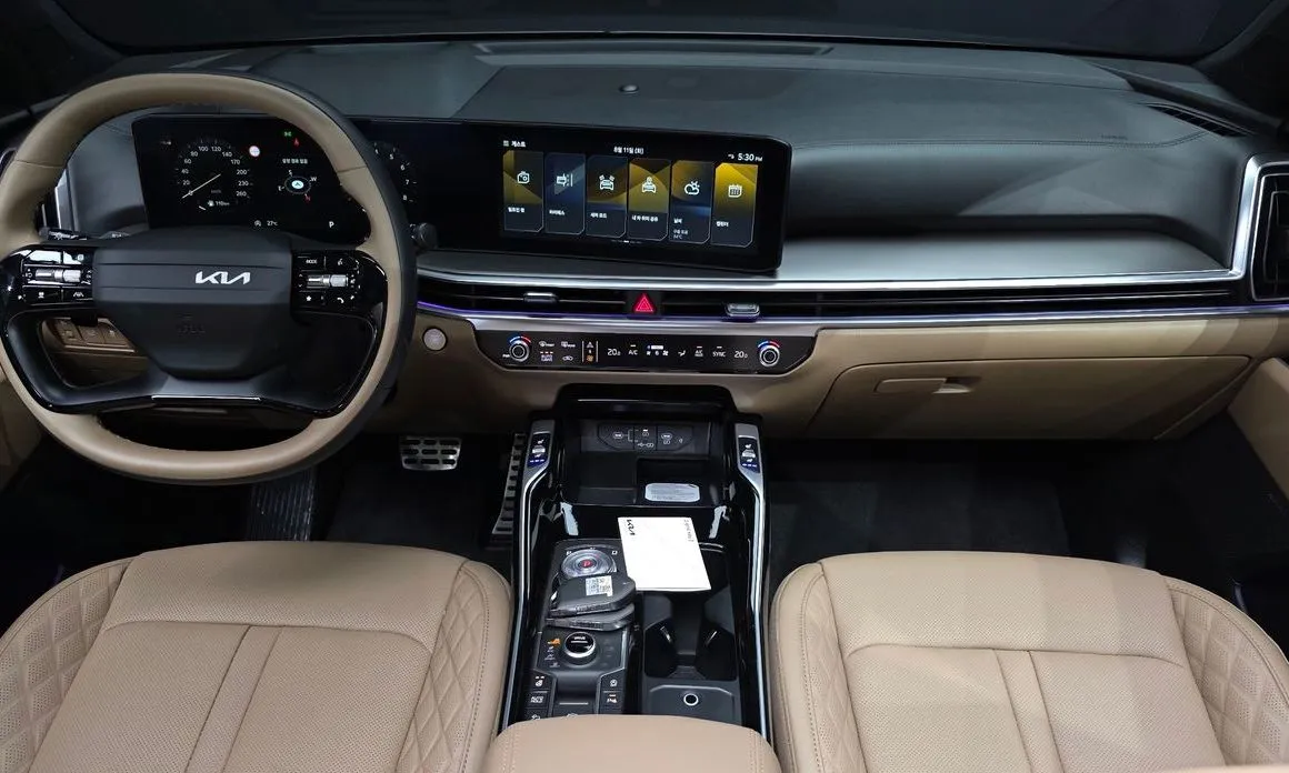 Kia Sorento — фото 10