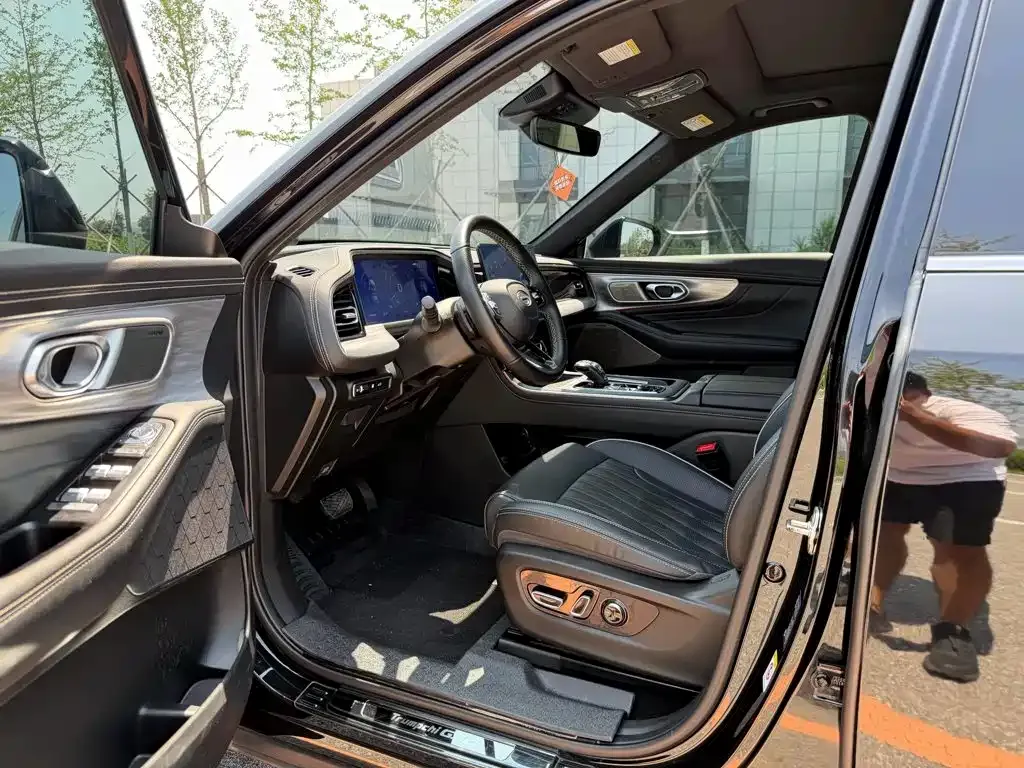 GAC Motor Trumpchi GS8 — фото 9