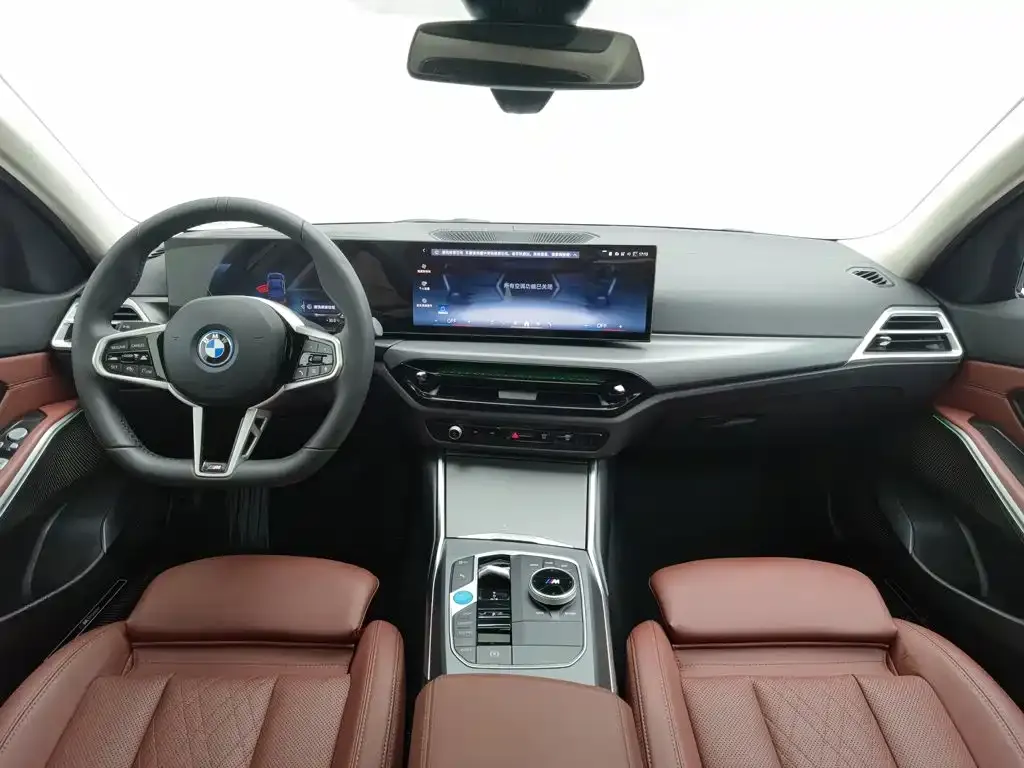 BMW i3 — фото 8