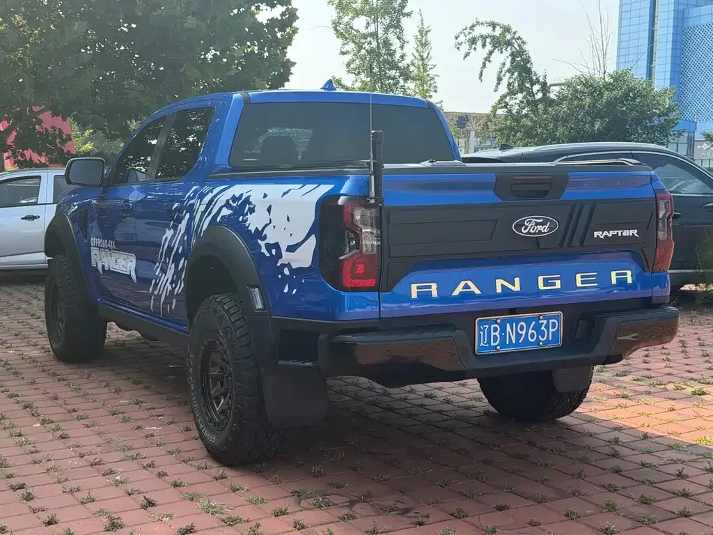 Ford Ranger — фото 10