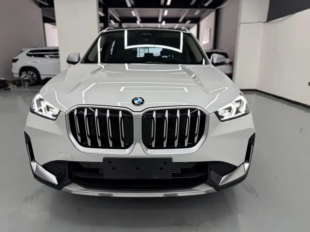 BMW X1 — фото 3