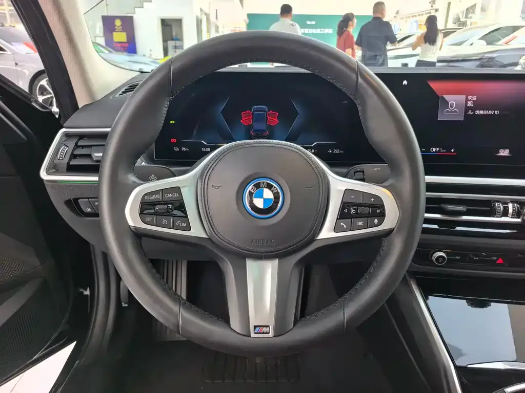 BMW i3 — фото 7