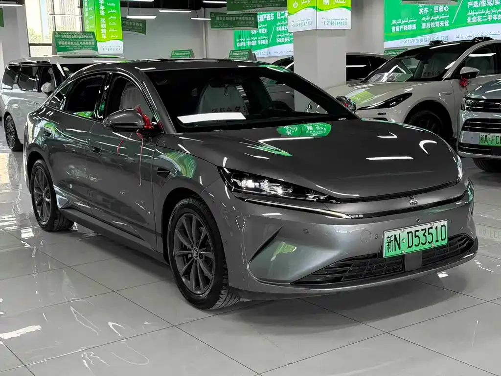 BYD Qin L — фото 9