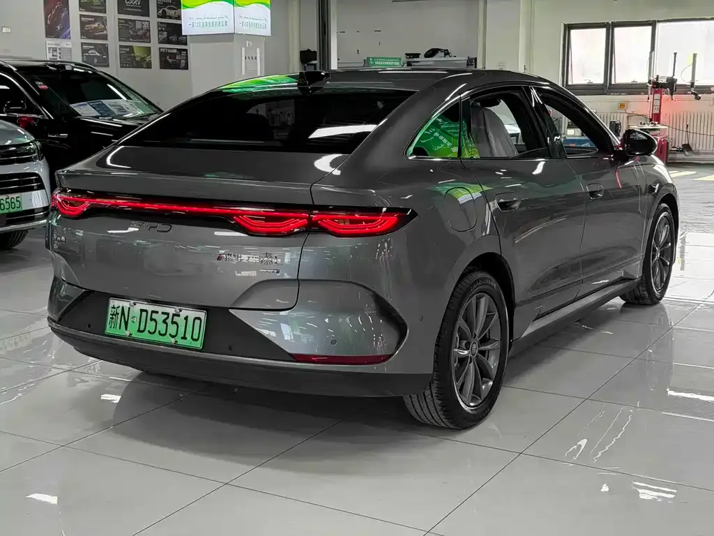 BYD Qin L — фото 2