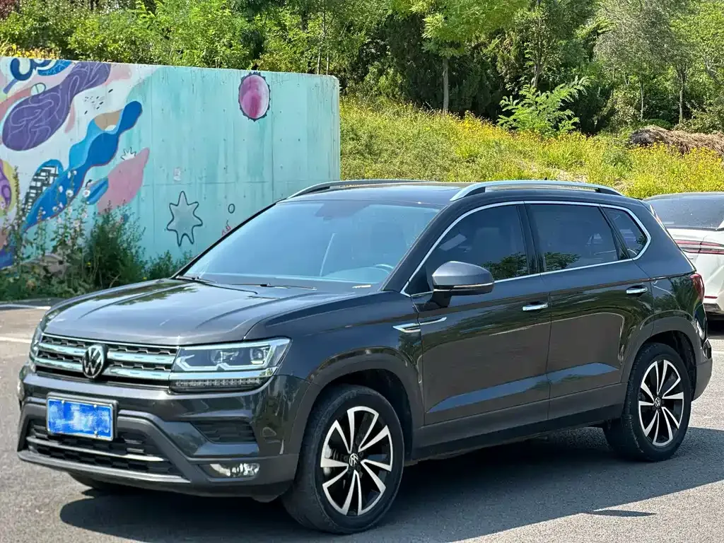 Volkswagen Tharu — фото 1