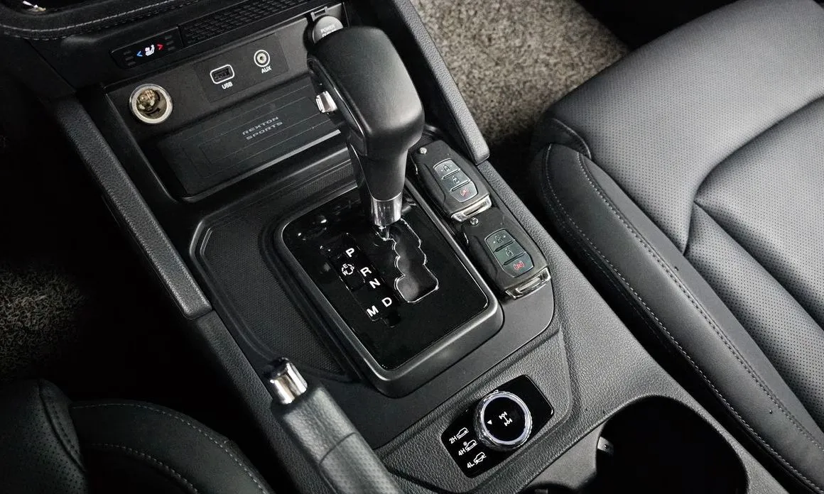 KG Mobility (Ssangyong) Rexton — фото 10