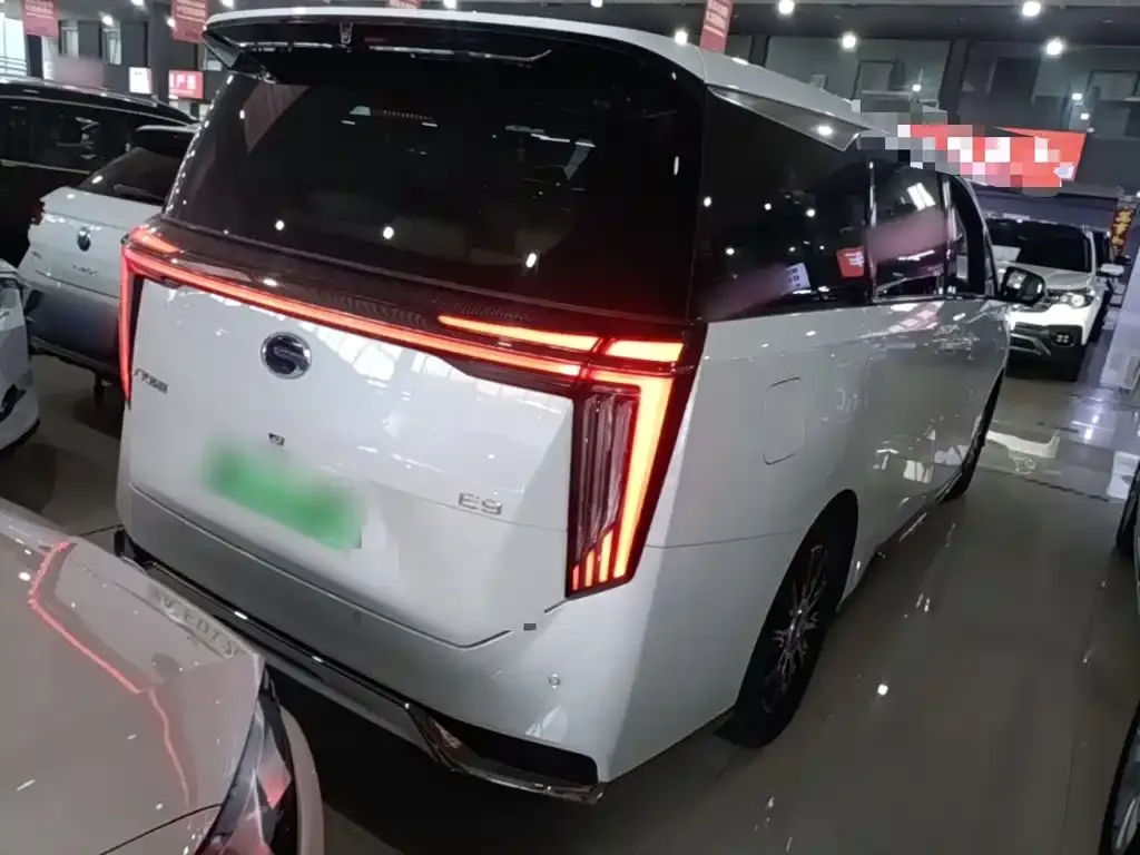 GAC Motor Trumpchi E9 — фото 9