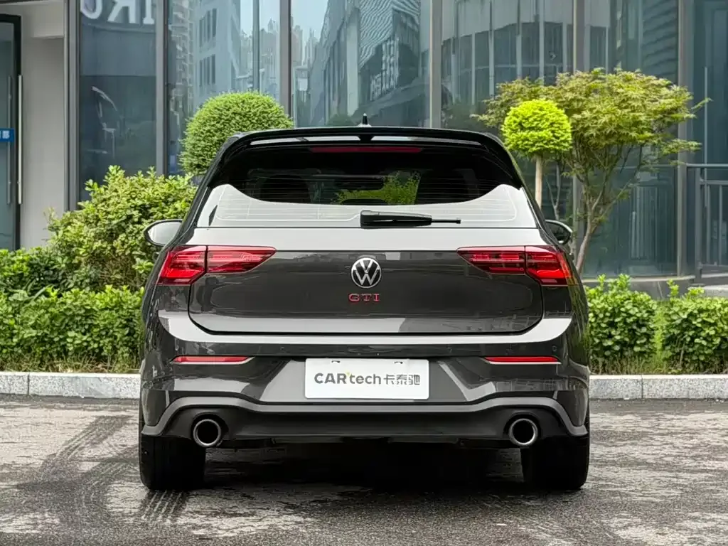 Volkswagen Golf GTI — фото 3