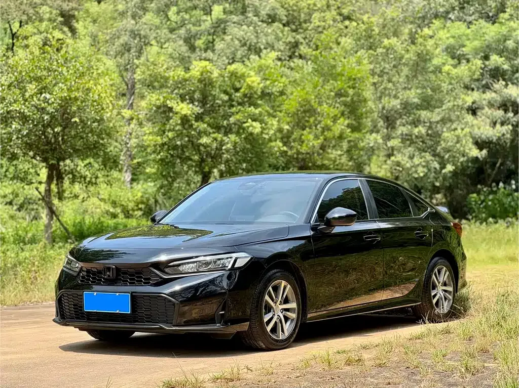 Honda Civic — фото 1