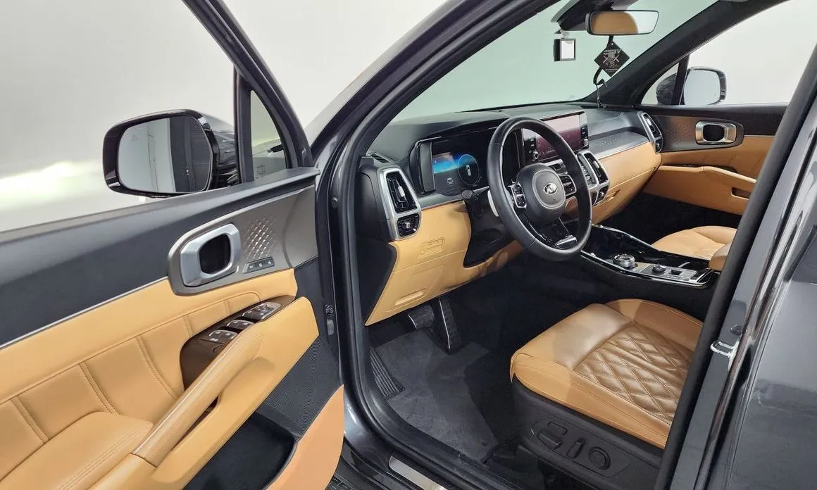 Kia Sorento — фото 6