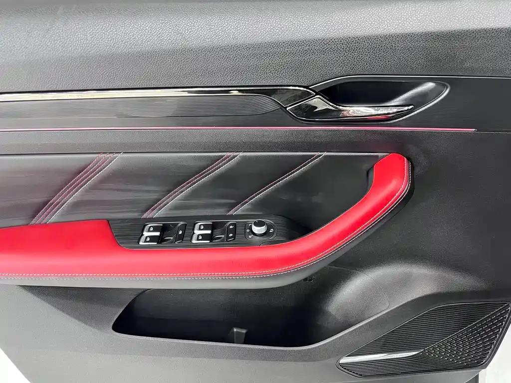 Geely Emgrand S — фото 10